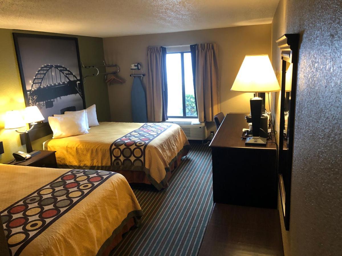 Super 8 By Wyndham Harrison Ar Motel Eksteriør billede